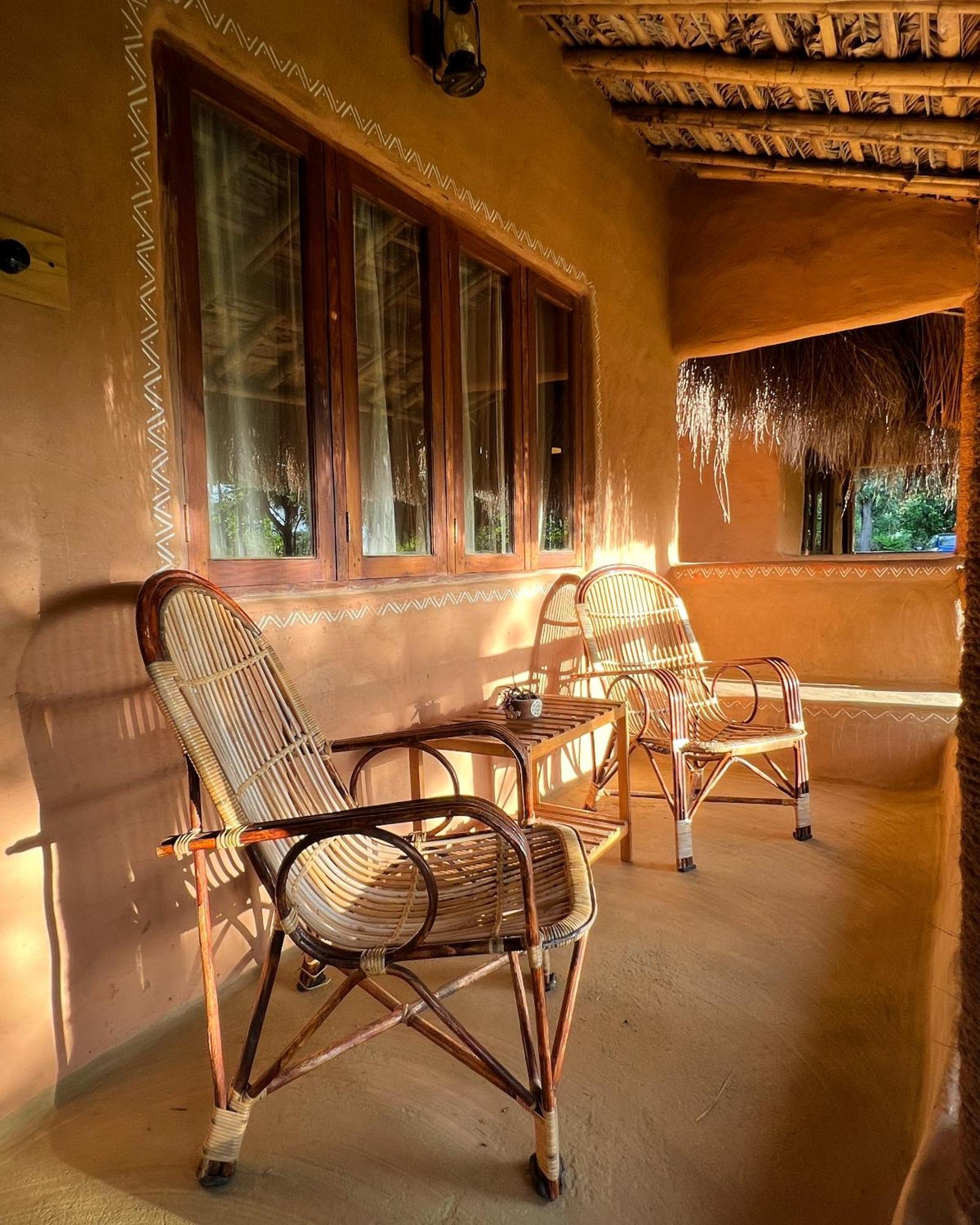 Hotel The Mudhouse Marayoor à Munnar Extérieur photo
