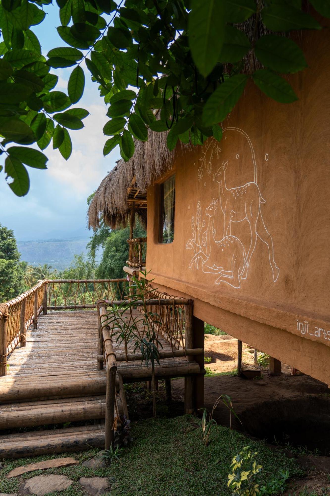 Hotel The Mudhouse Marayoor à Munnar Extérieur photo