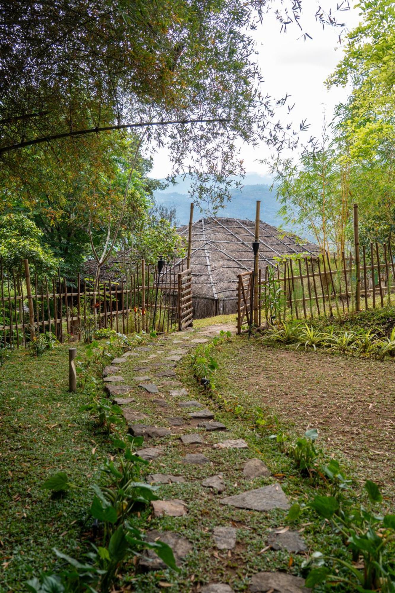 Hotel The Mudhouse Marayoor à Munnar Extérieur photo